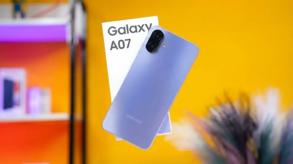 Samsung Galaxy A07 5G smartphone showing full specifications including Dimensity 6300 processor, 5000mAh battery, 6.7-inch display, Android 16 and 5G connectivity